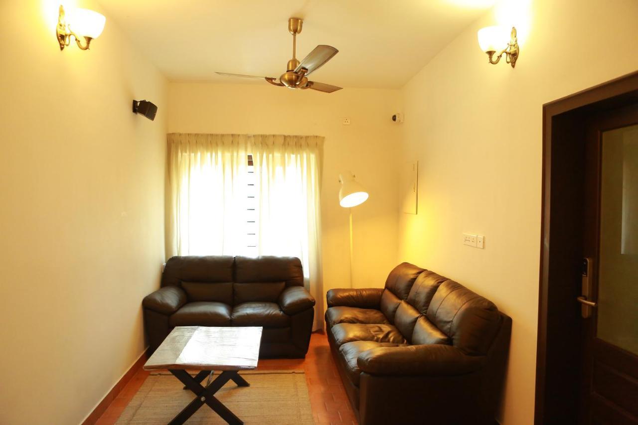 Solo Inn Kochi Bagian luar foto