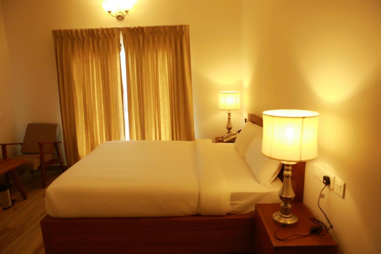 Solo Inn Kochi Bagian luar foto